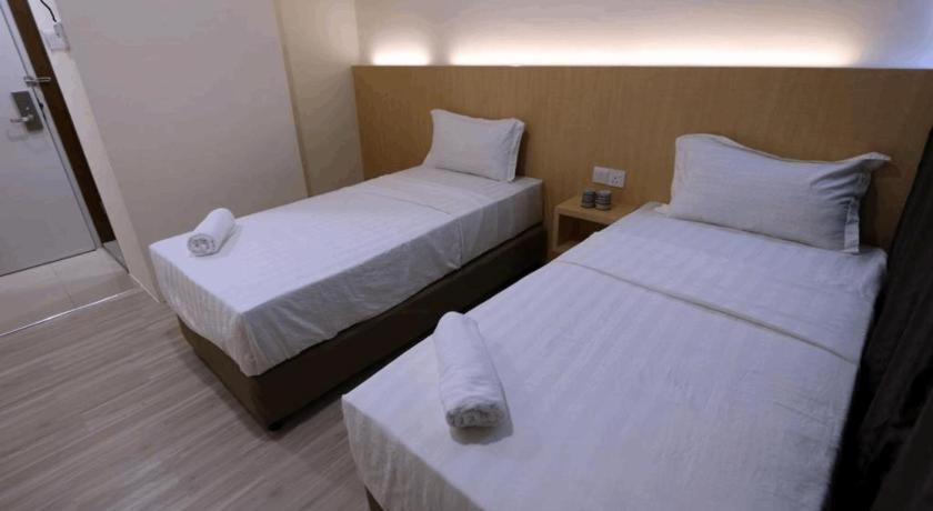 Place2Stay @ Campus Hub Кучинг Экстерьер фото